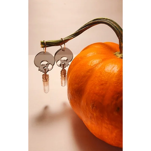 14kGold☠️Skull Earrings - Picture 7 of 10